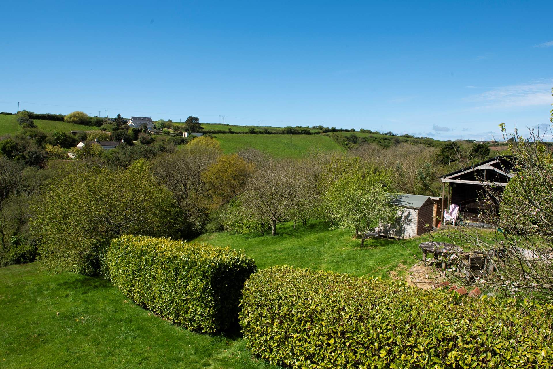 You have shared access of the owners' lovely grounds. 