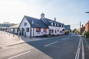 You'll find a lovely sunny beer garden and live music nights at the nearby pub, The White Horse Inn.