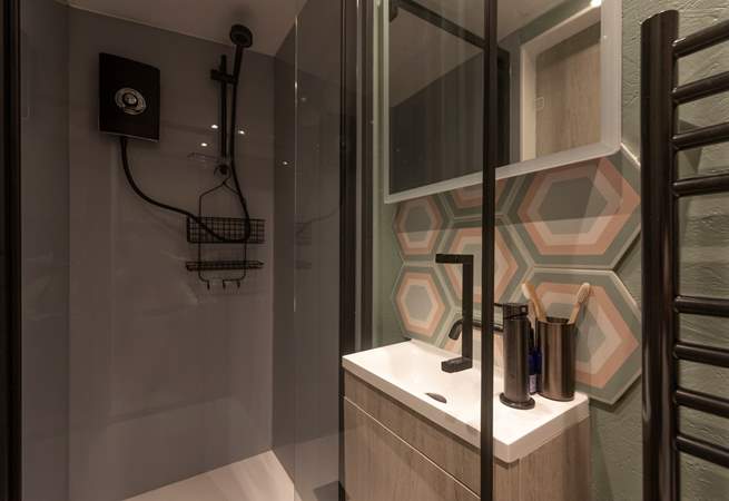 The shower-room is just the spot for refreshing sun-kissed skin. 