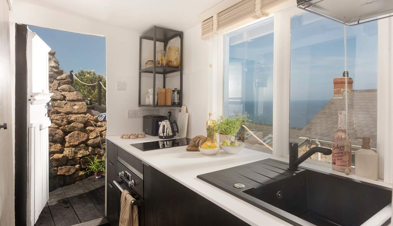 The kitchen is perfectly equipped for your retreat to Cornwall. 
