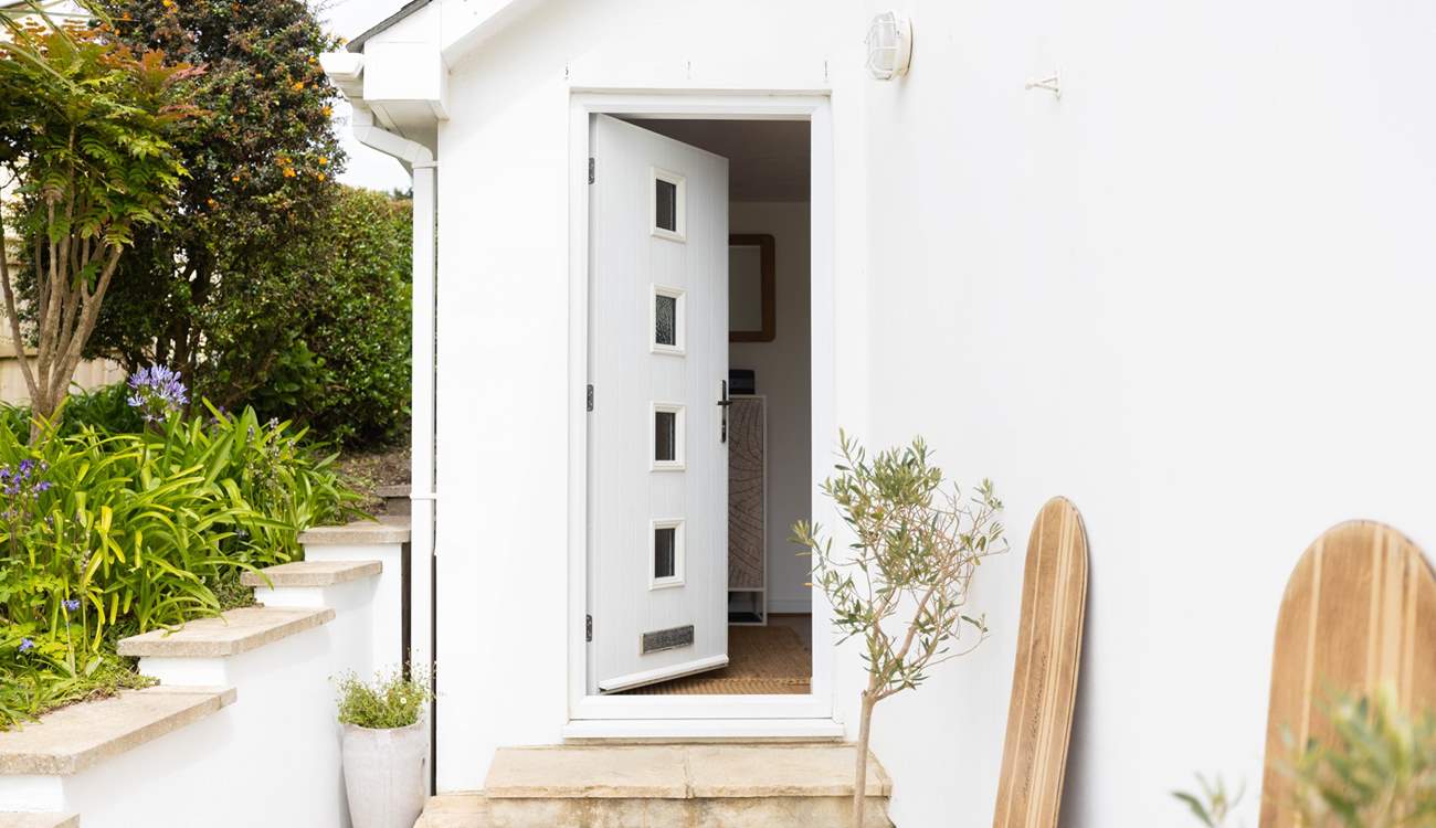 Head out through the front door, grab the free body boards and head to the surf. There is one thing for sure, you will not want to leave Palms 1.