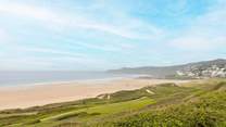 From the coffee shop head back to Woolacombe. 
