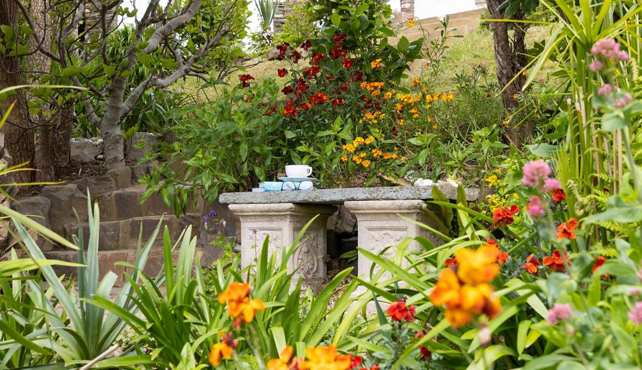 The perfect morning brew reading nook!