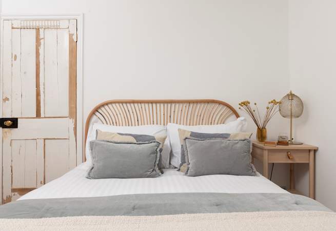 Beautiful bed linen in bedroom 3.