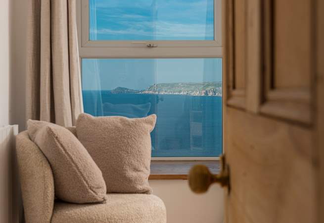 Wake up to a glorious view.