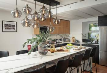 A social place to gather and plan your adventures.