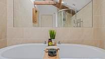 What a fabulous tub to relax in!