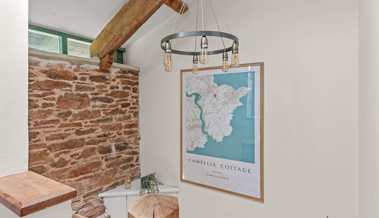 Even the first floor hallway is super attractive.