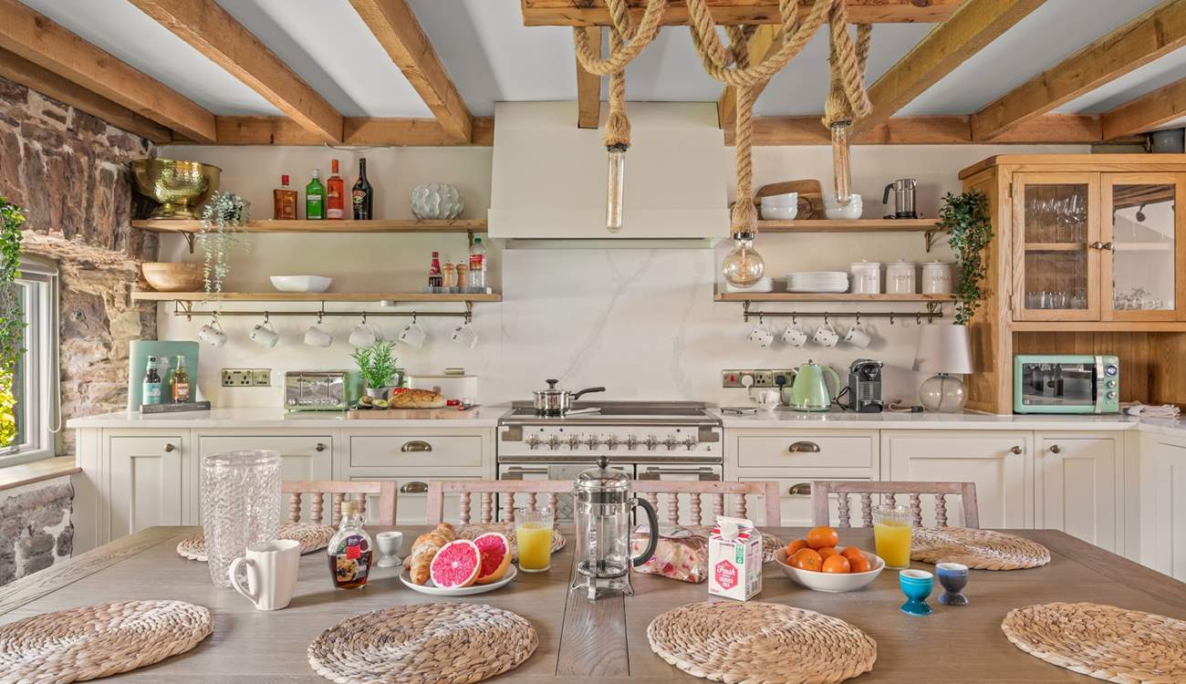 The fully equipped kitchen.