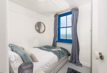 Another impressive view in bedroom 2.