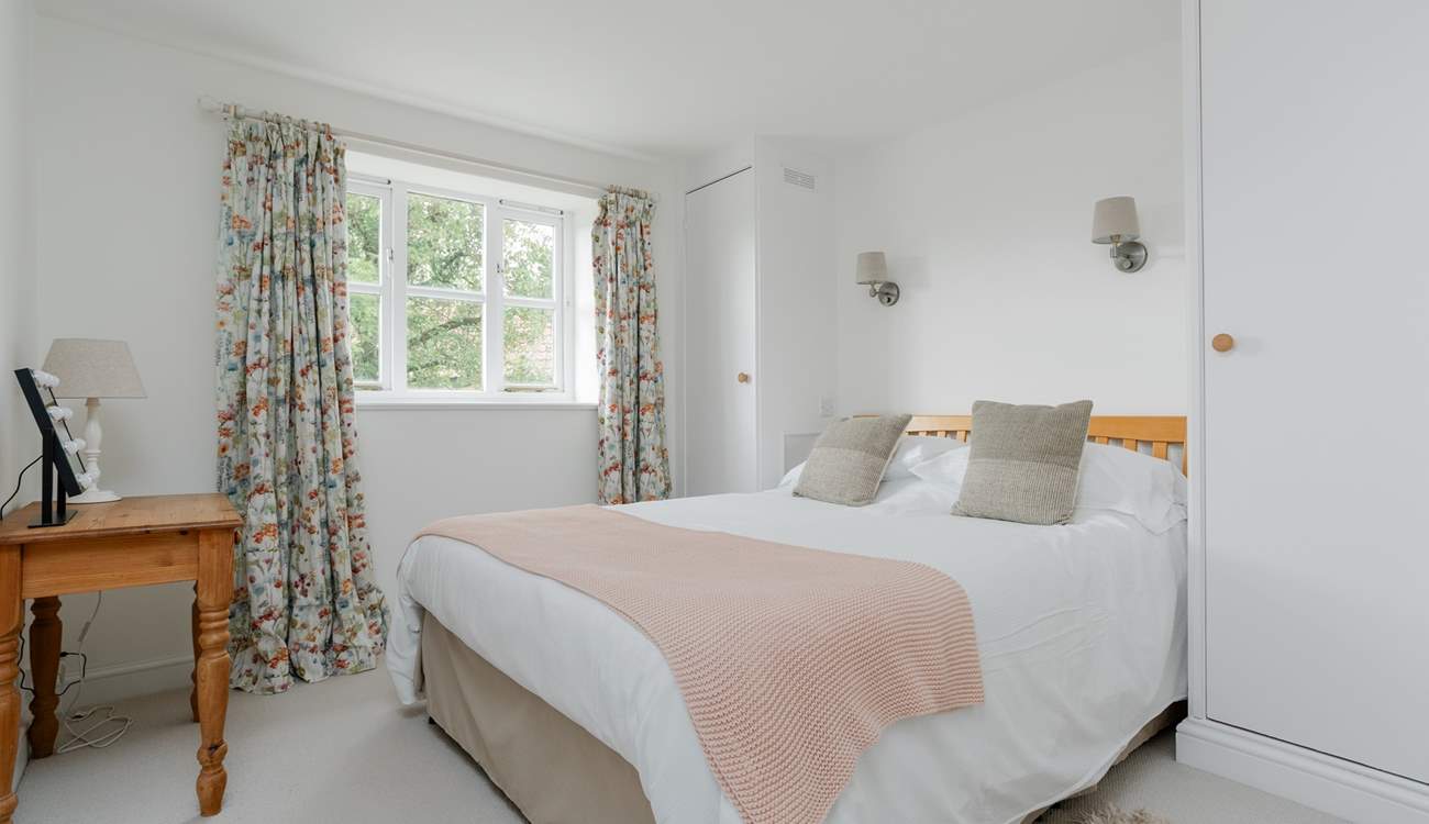 Pretty neutral tones make for a relaxing space.