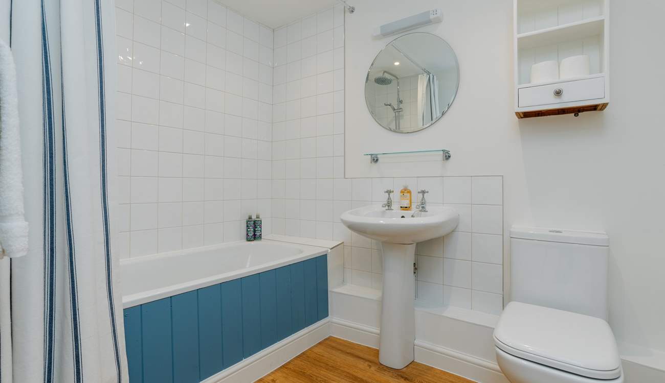 The Dairy has the luxury of a family bathroom and en suite shower-room so there will be no queues in the morning.