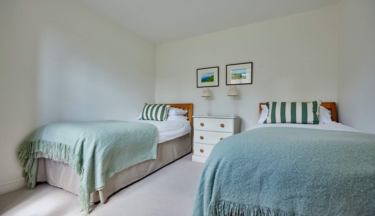 Lots of room in this flexible twin, also featuring a large wardrobe.