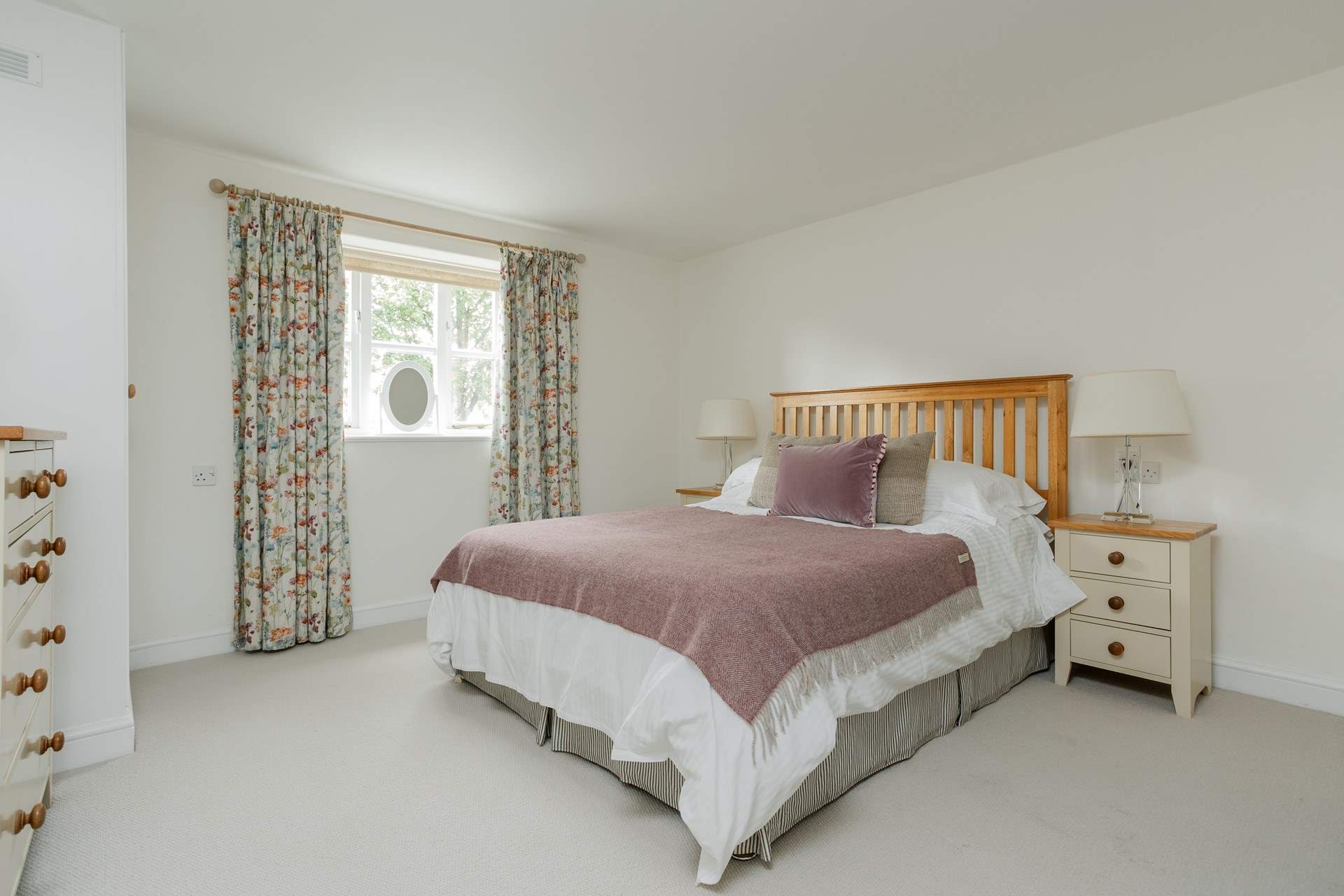 Sink back in to the super comfy king-size bed.