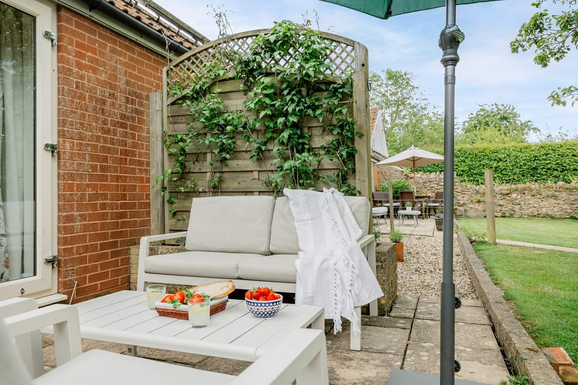 There is a good level of privacy with this trellis.