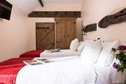 The fresh and crisp bed linen awaits you in bedroom 2.