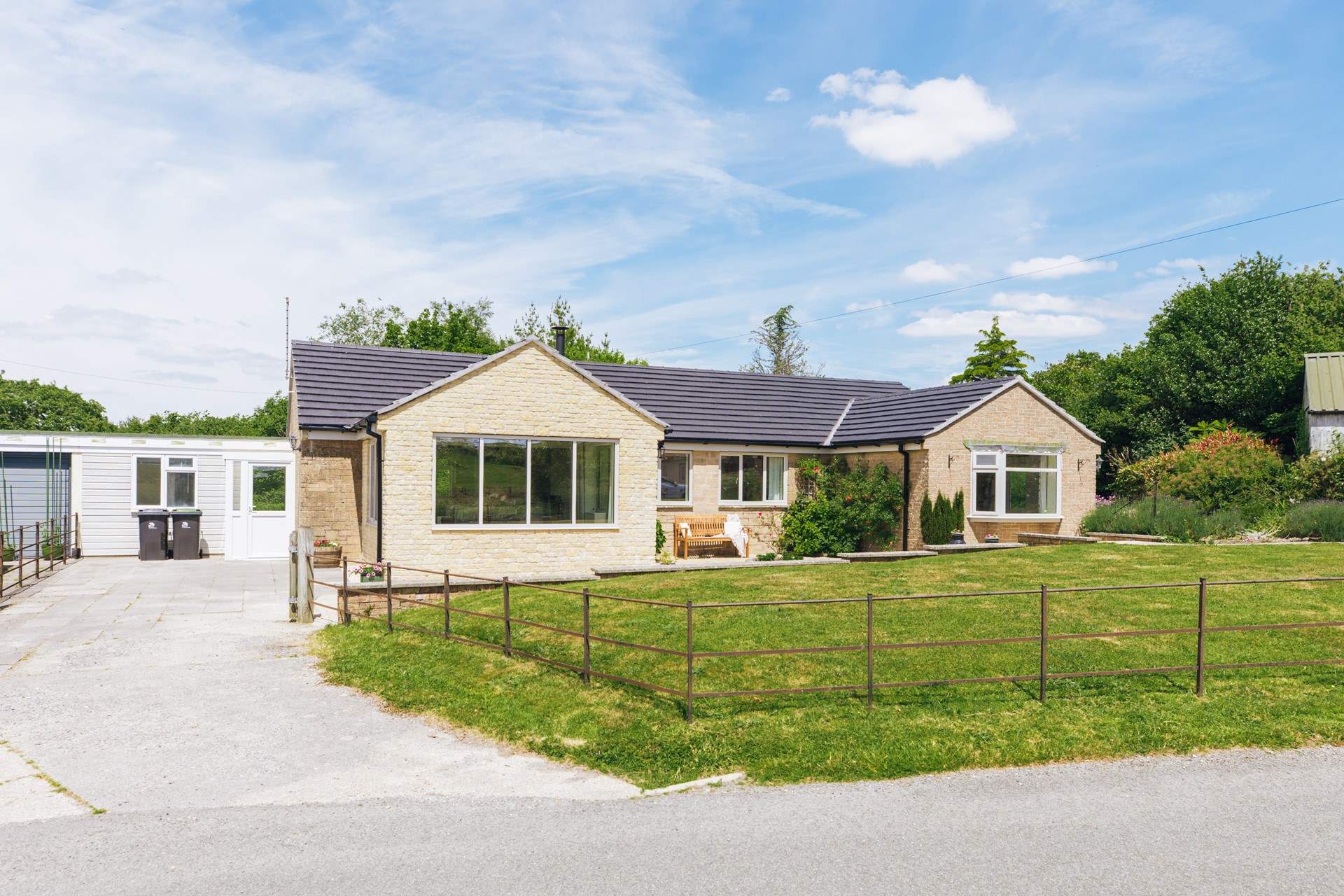 Plenty of parking at Spring View. The far right-hand side (with the bay window) is Spring View Cottage.