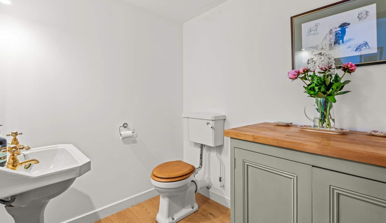 Ground floor cloakroom.