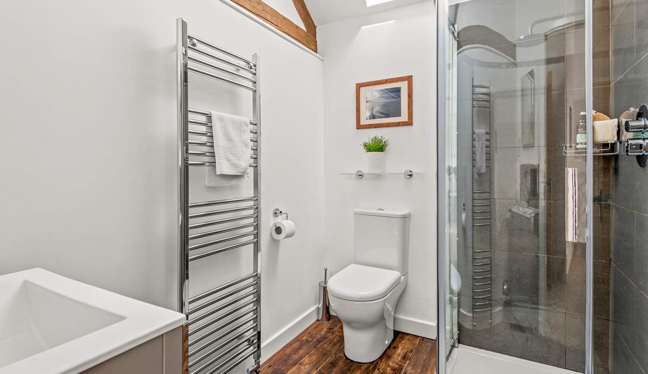 Bedroom 2 has an en suite shower-room.