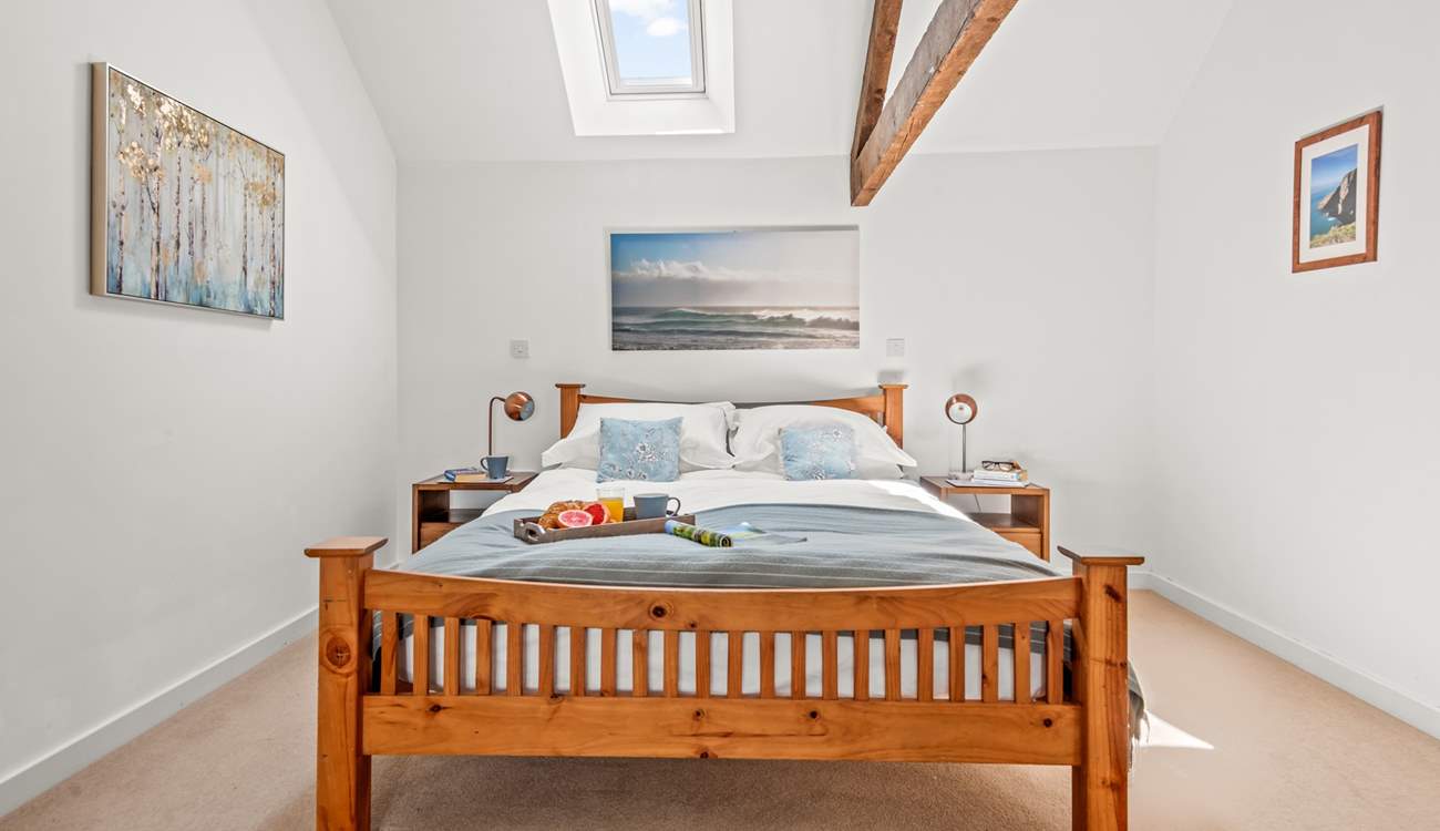 What an inviting king-size bed.