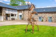 Tembridge House (on the left) and Upper Red Down can be booked together, treating 12 lucky guests to a stay in this beautiful spot.