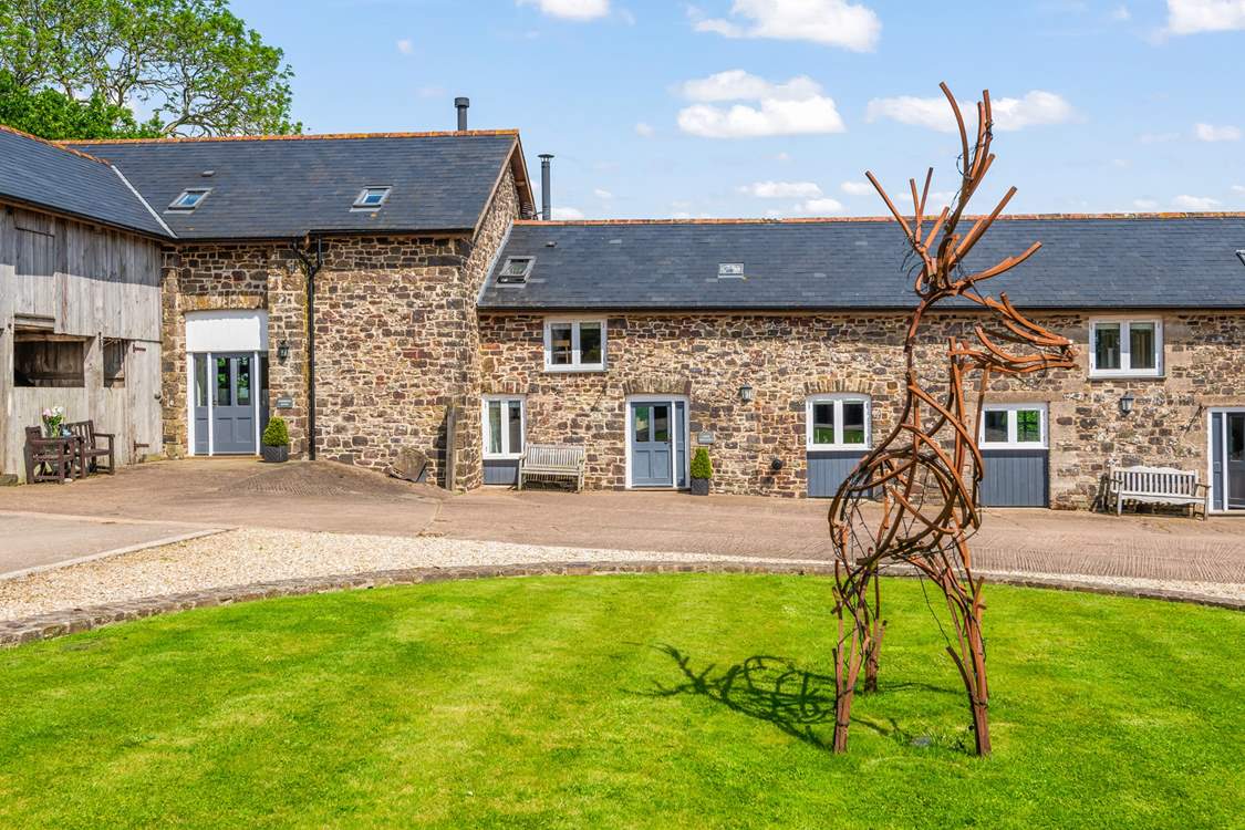 Welcome to the beautiful Tembridge House, with the front door seen here on the left of the picture.