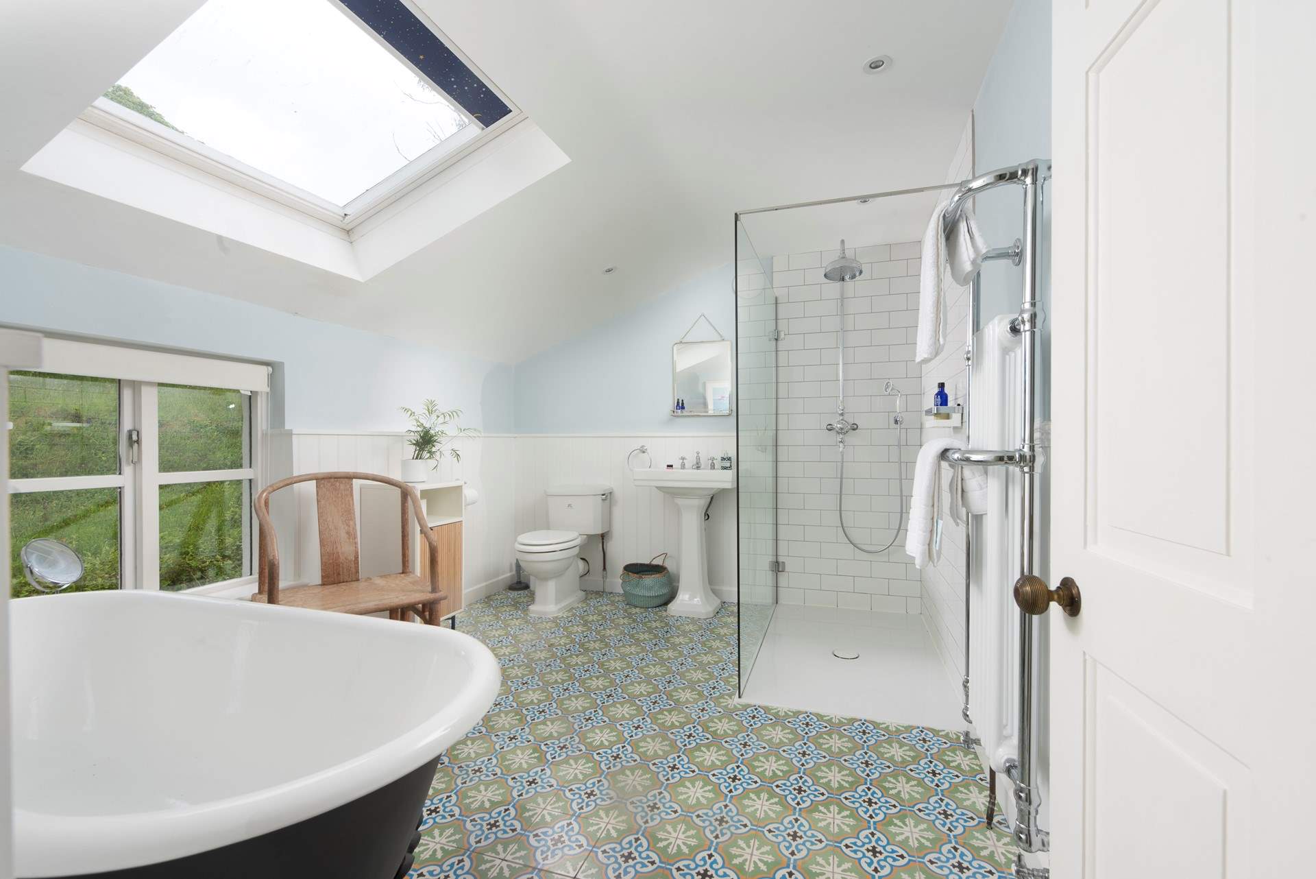 The opulent family bathroom on the first floor.