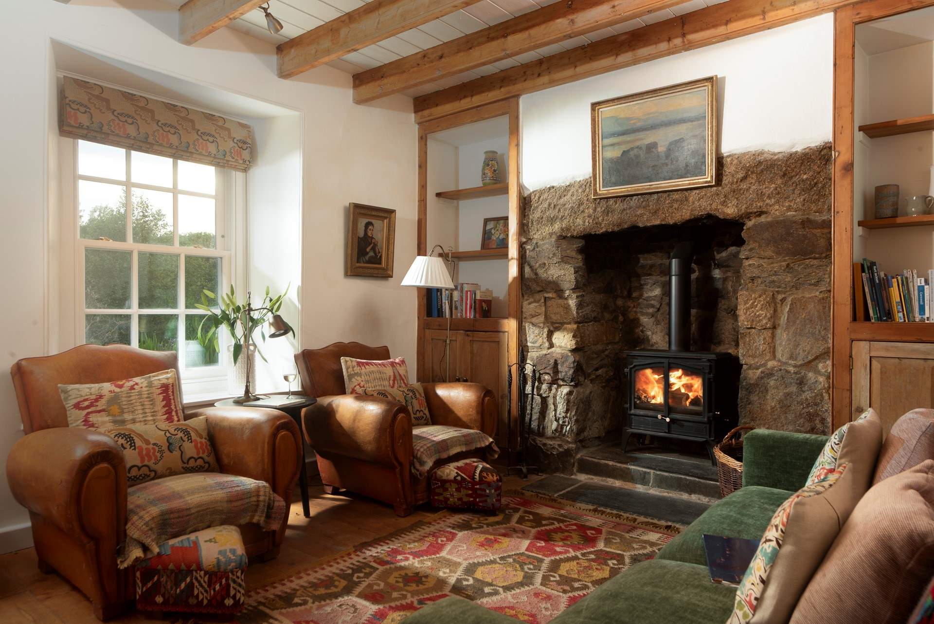 Perfect for evening aperitifs'. 