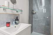 Shower cubicle in bedroom 1's en suite.