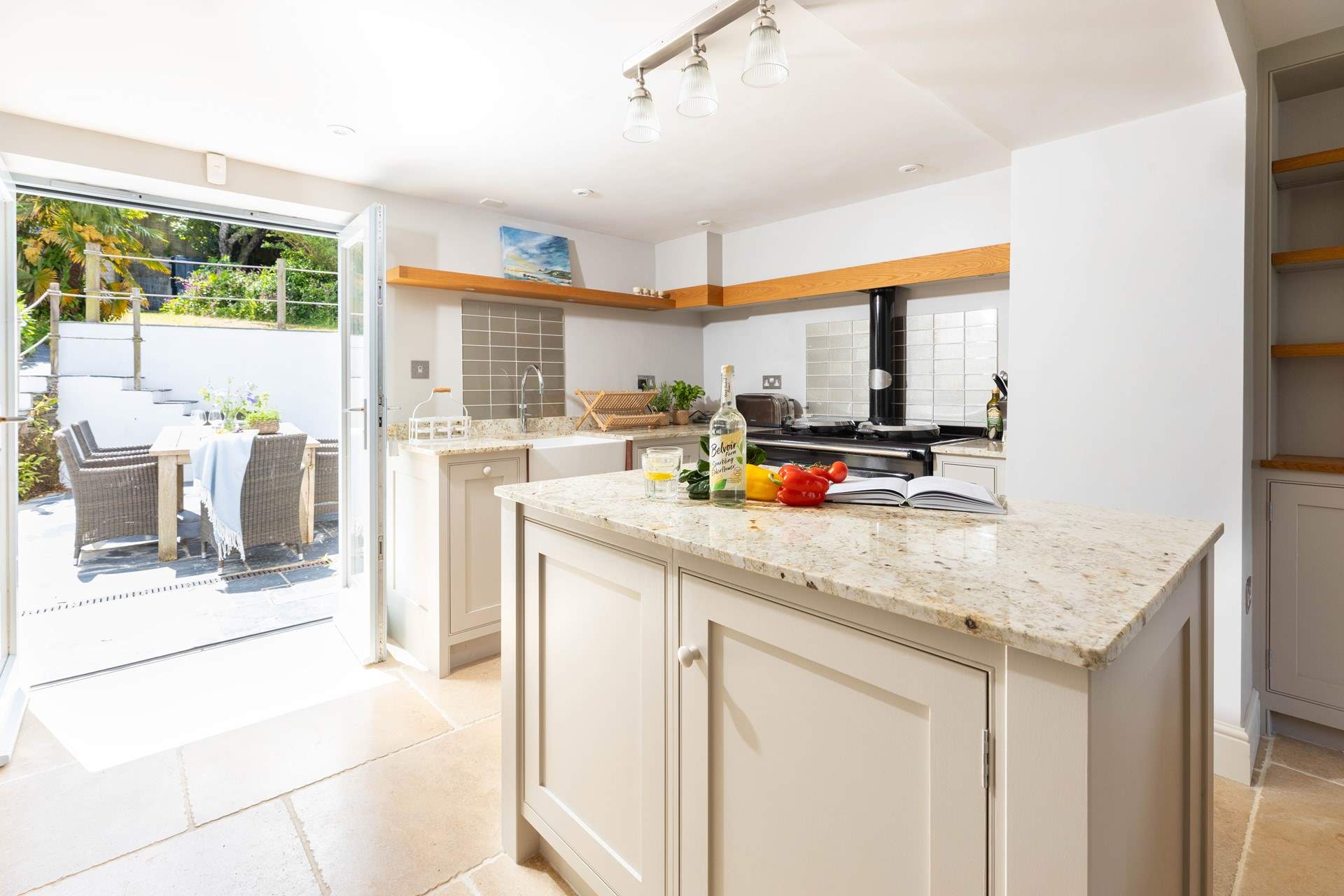 Enjoy the sunshine beaming into the beautiful kitchen/dining area.