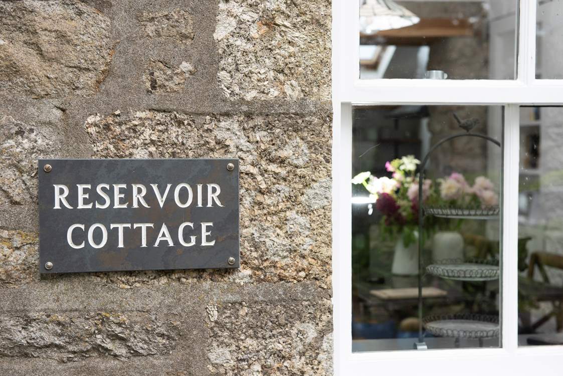 You can walk your family pet companion alongside the water direct from your doorstep.