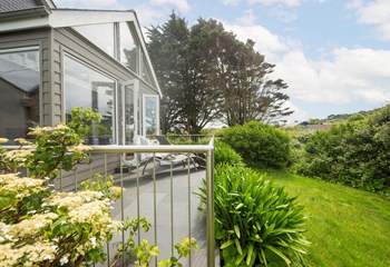 Relax on this terrace, admire the natural gardens, wild flowers, bees and butterflies.