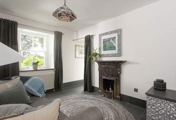 The snug is presented with such style by its creative owner.