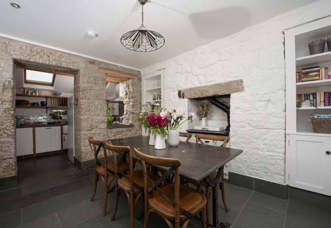 Such a stylish area to share coffee and plan your adventures for the day.