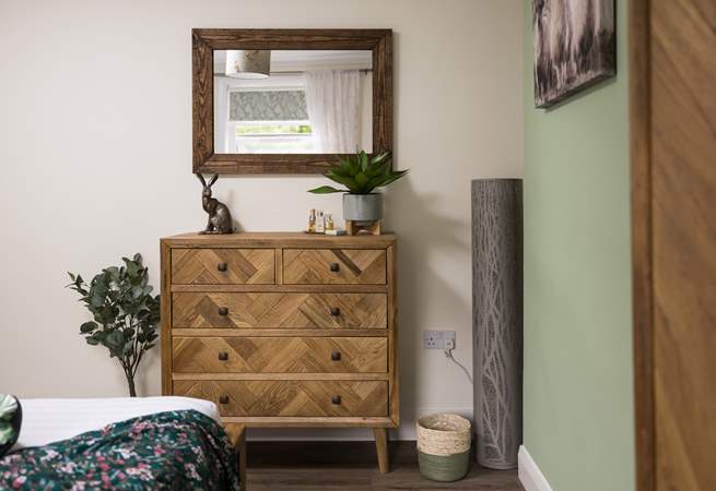 Plenty of room for your holiday essentials.