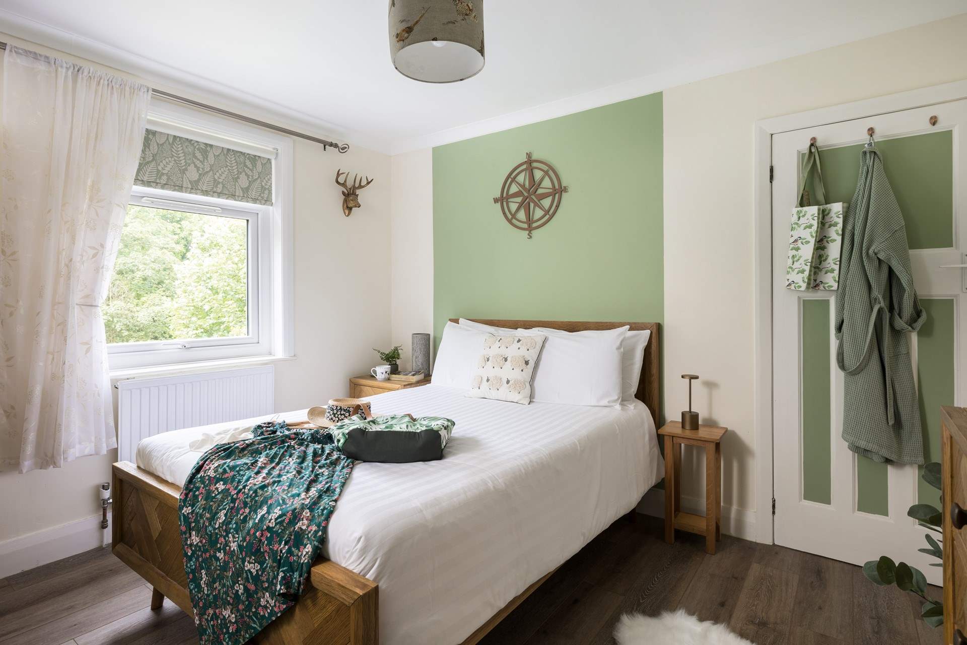 Gentle and restful, relax, you're on holiday.