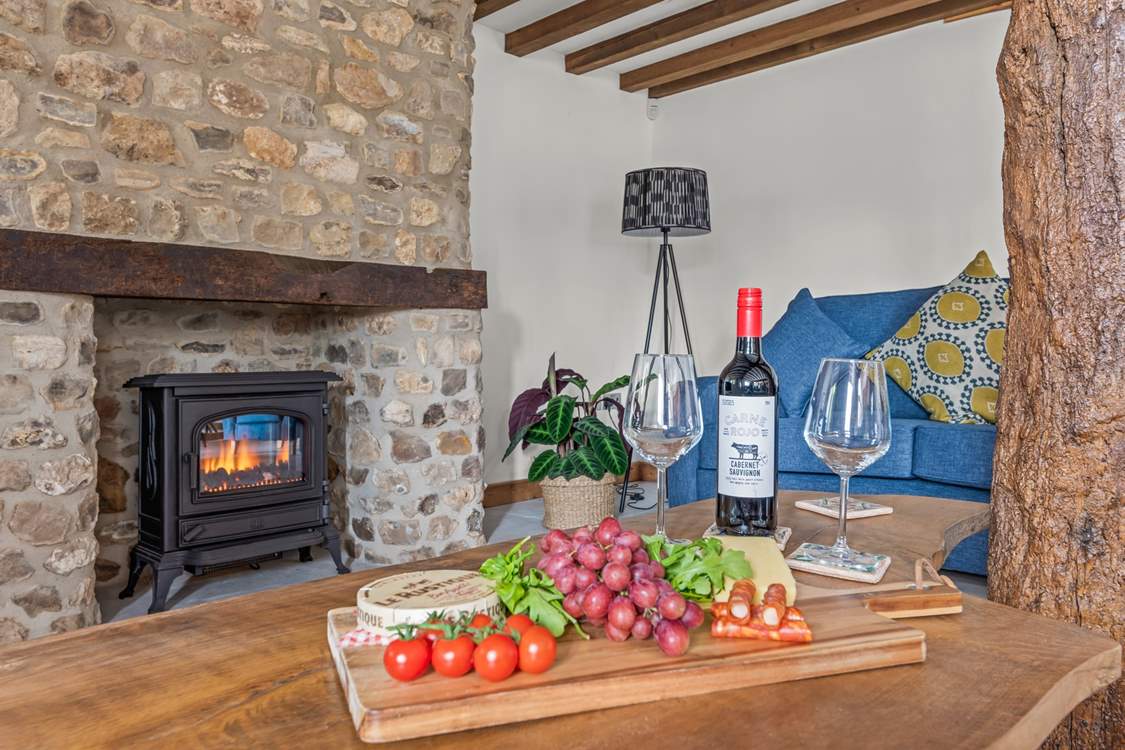The wood-burner effect electric stove gives instant heat and glow, perfect for those chillier evenings.