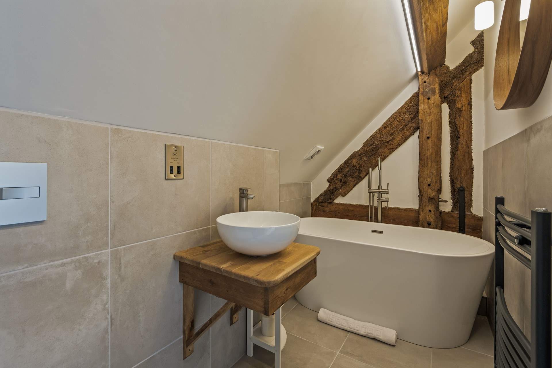 The family bathroom is home to this wonderful bath tub.