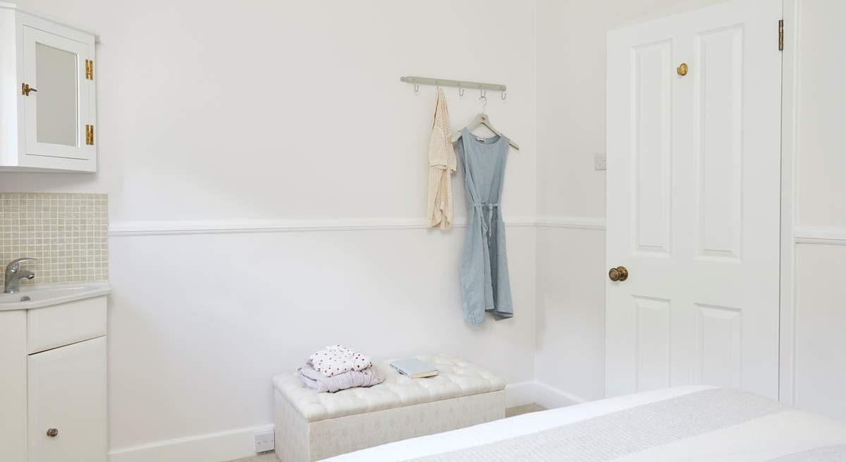 This room has a wash-basin.