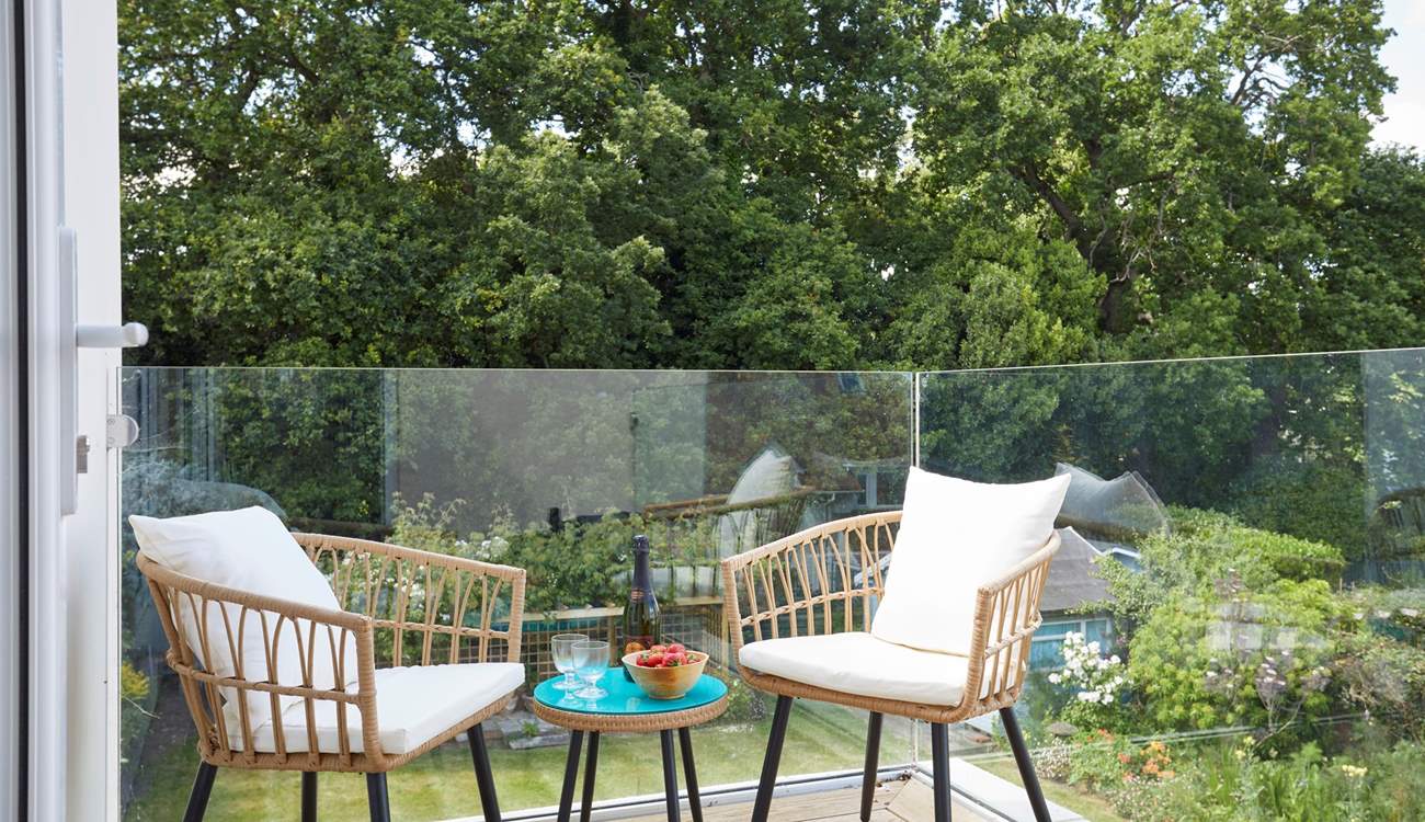 Evening drinks on the balcony anyone?