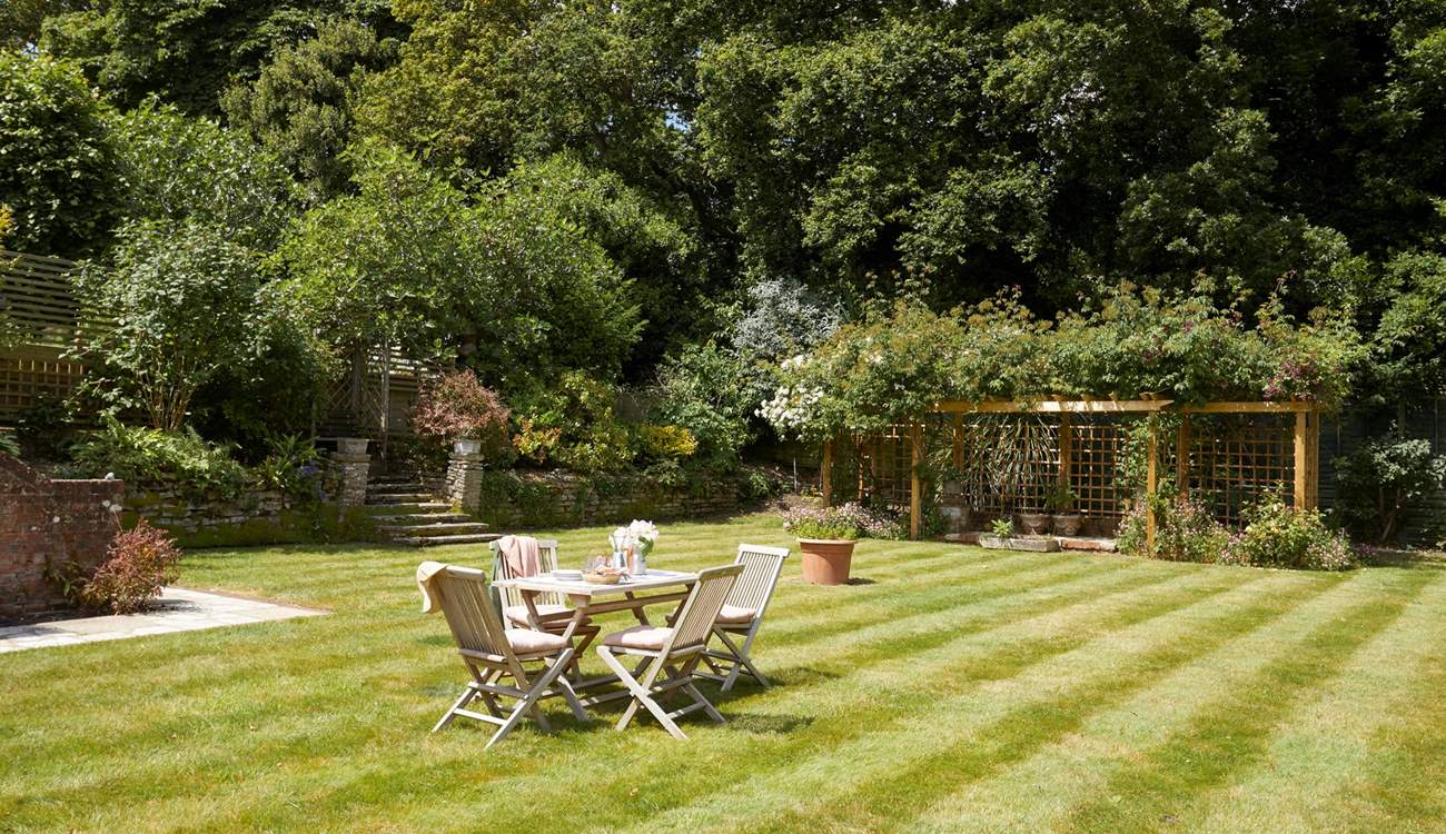 Great for kids to play in or adults to enjoy an afternoon tipple.