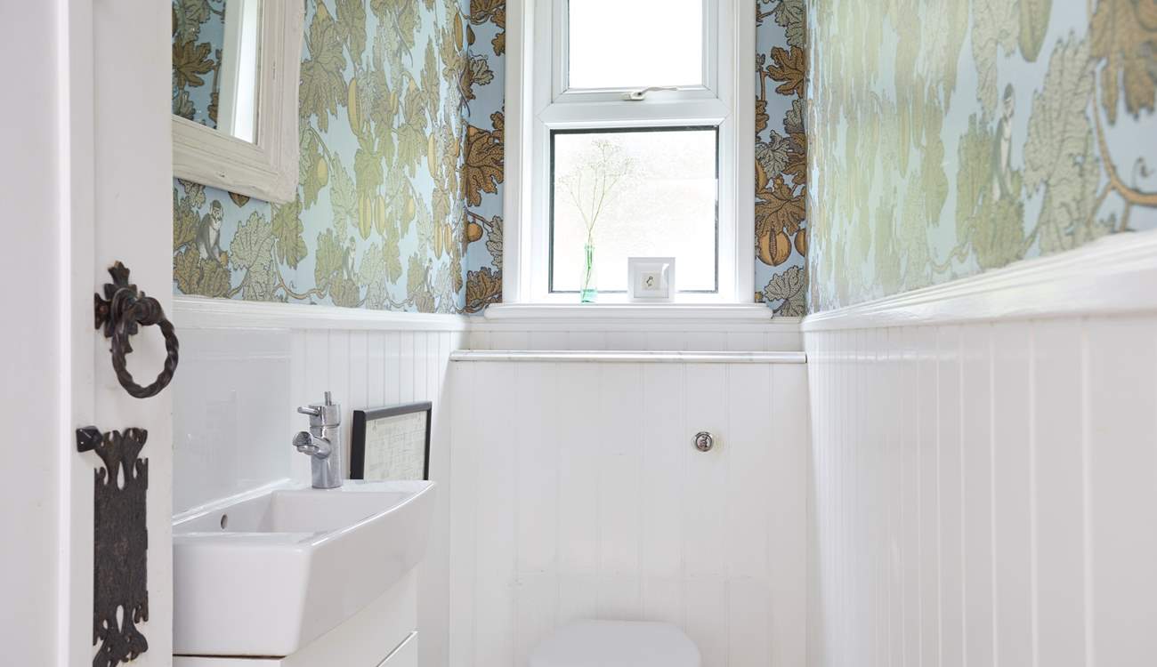 The handy downstairs cloakroom.