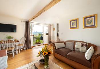 Cosy and welcoming, the perfect Sussex bolthole!