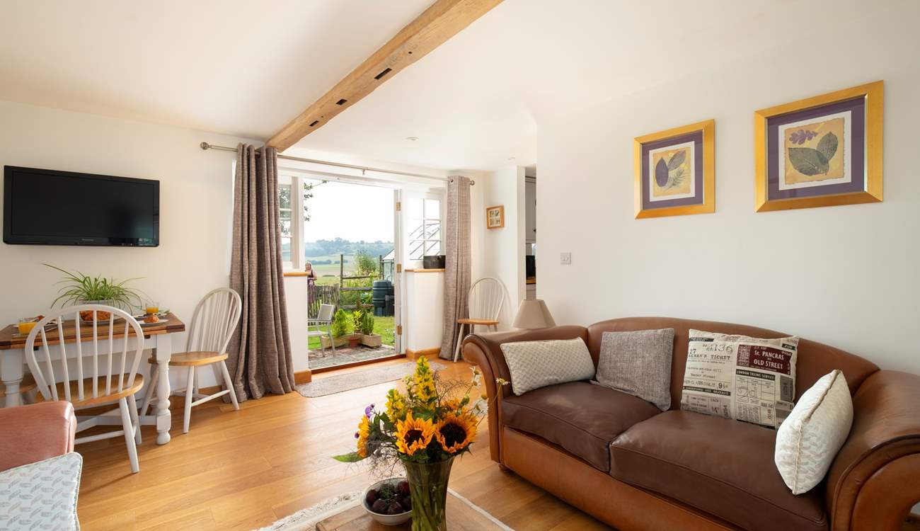 Cosy and welcoming, the perfect Sussex bolthole!