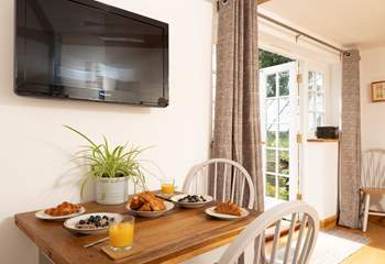 Enjoy mealtimes together.