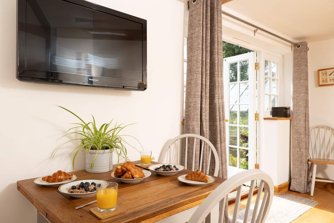 Enjoy mealtimes together.