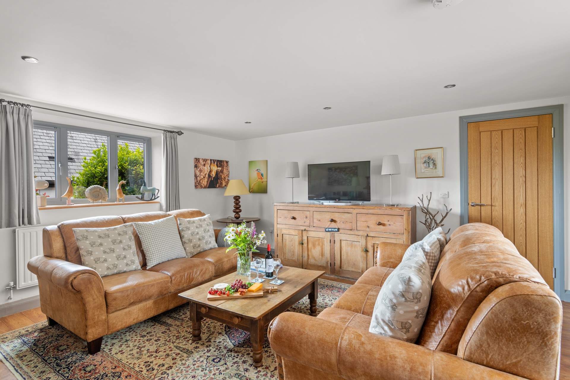 The sitting-room is the perfect zone to really relax and unwind after an action packed day.