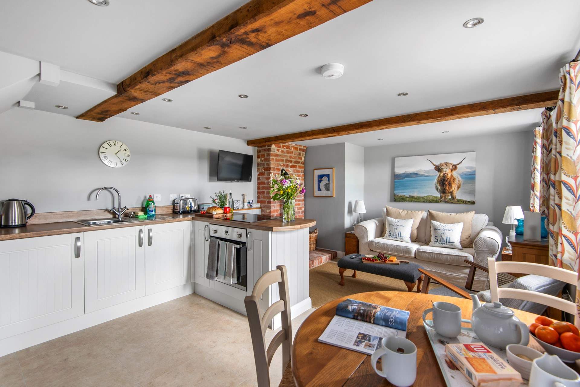 All this space for two lucky guests. You will find yourself 'home-from-home' in this beautiful cottage.