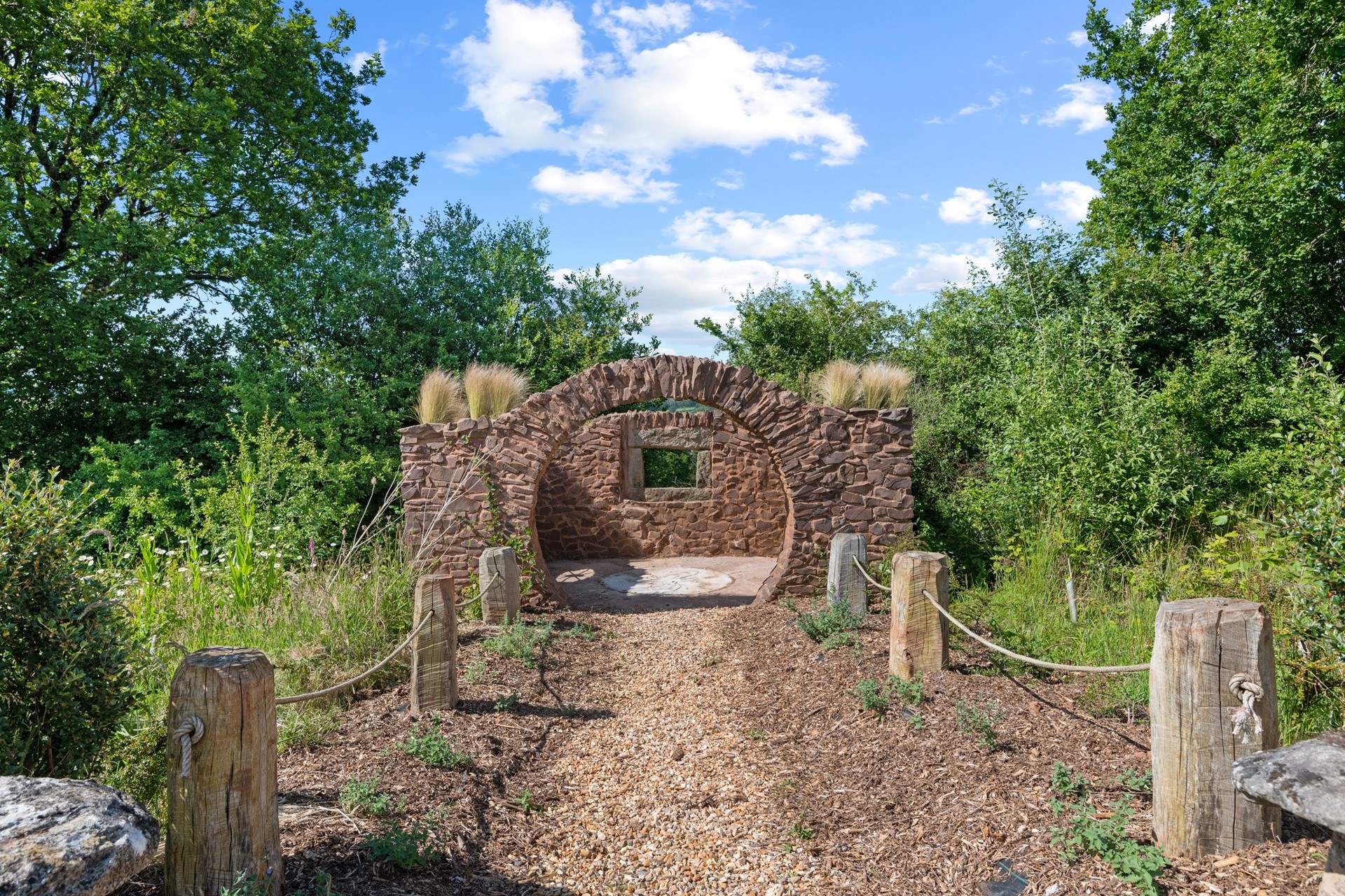 As you meander around the garden, you will be treated to a vast collection of fabulous sights and sculptures.