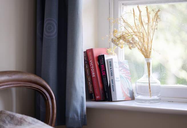 A little nook where you can enjoy peace and quiet and watch the world go by through the window.